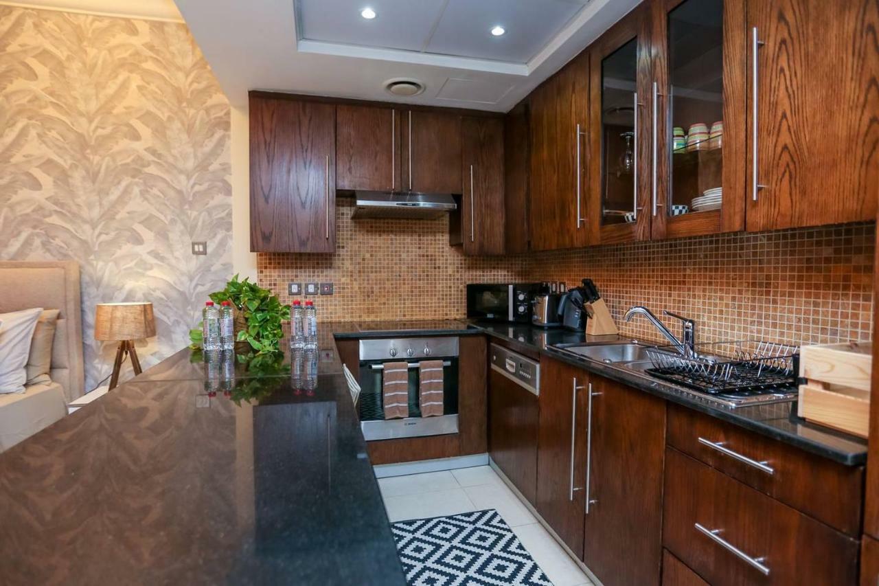 Appartamento Prime Retreats - Downtown Dubai Esterno foto