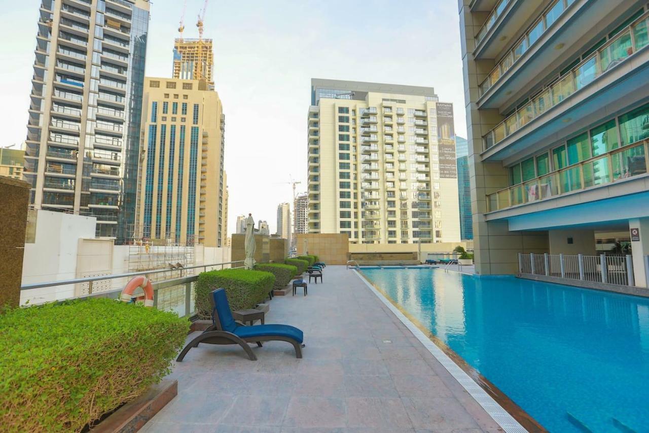 Appartamento Prime Retreats - Downtown Dubai Esterno foto